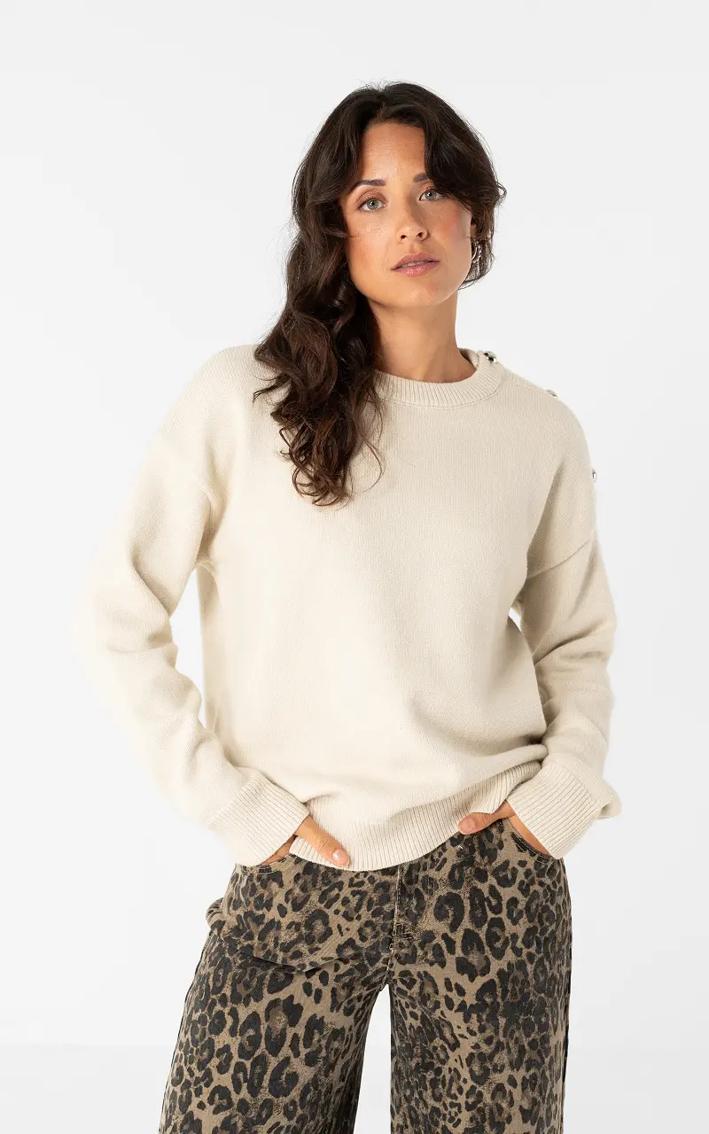 Pullover mit Knöpfen Beige
