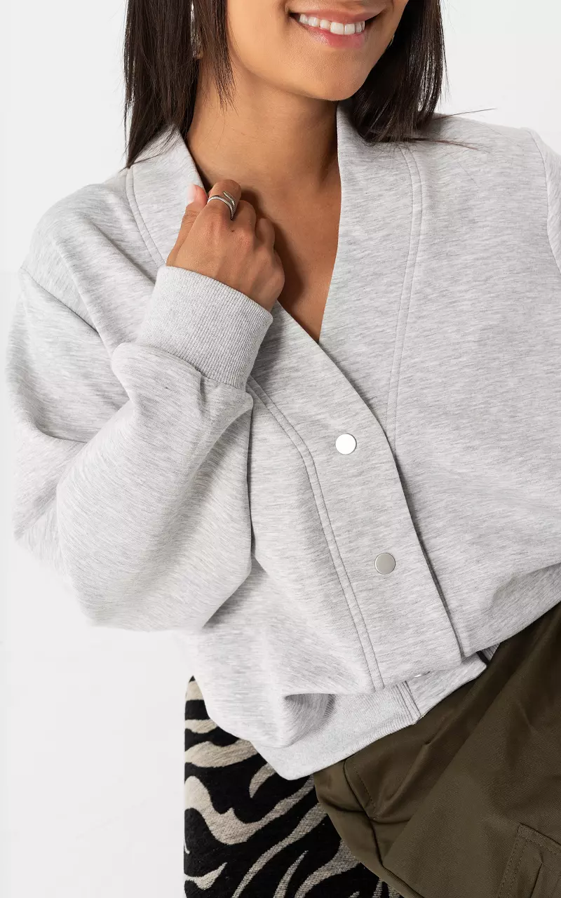Cardigan mit Knöpfen Hellgrau