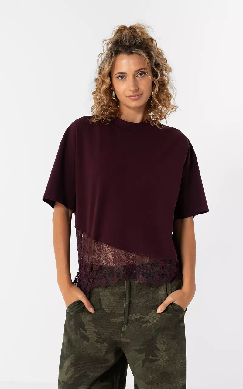 Shirt with lace Bordeaux