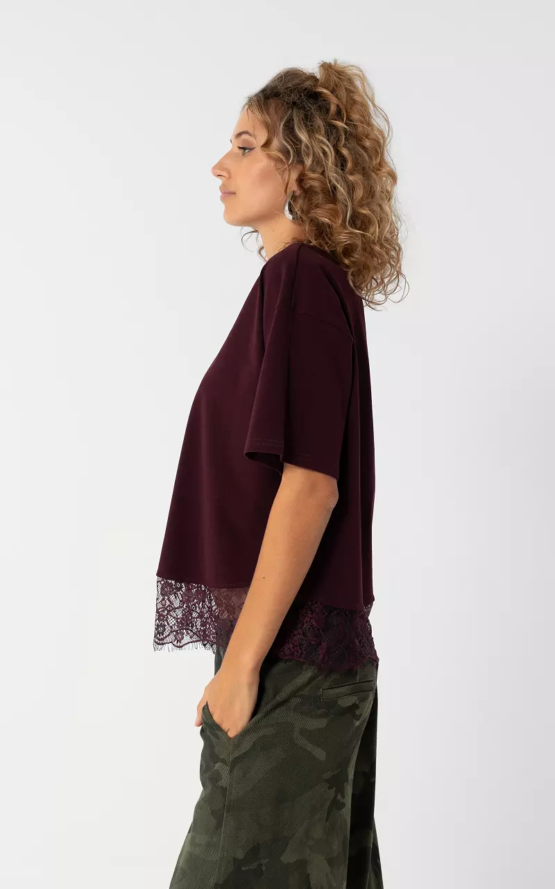 Shirt with lace Bordeaux