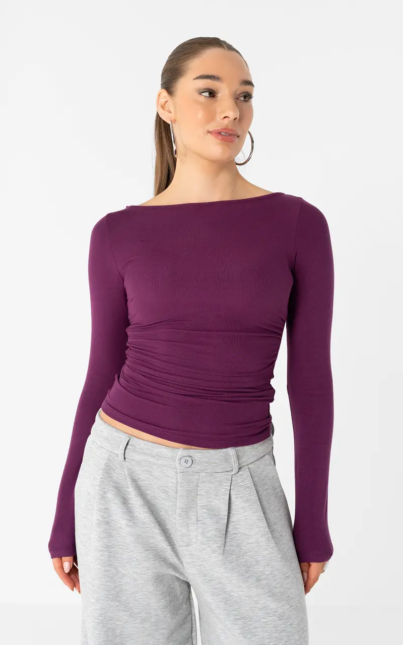 Top mit U-Boot-Ausschnitt Aubergine