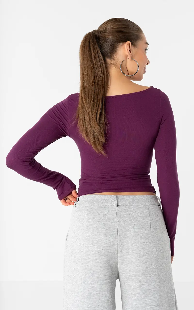 Top mit U-Boot-Ausschnitt Aubergine
