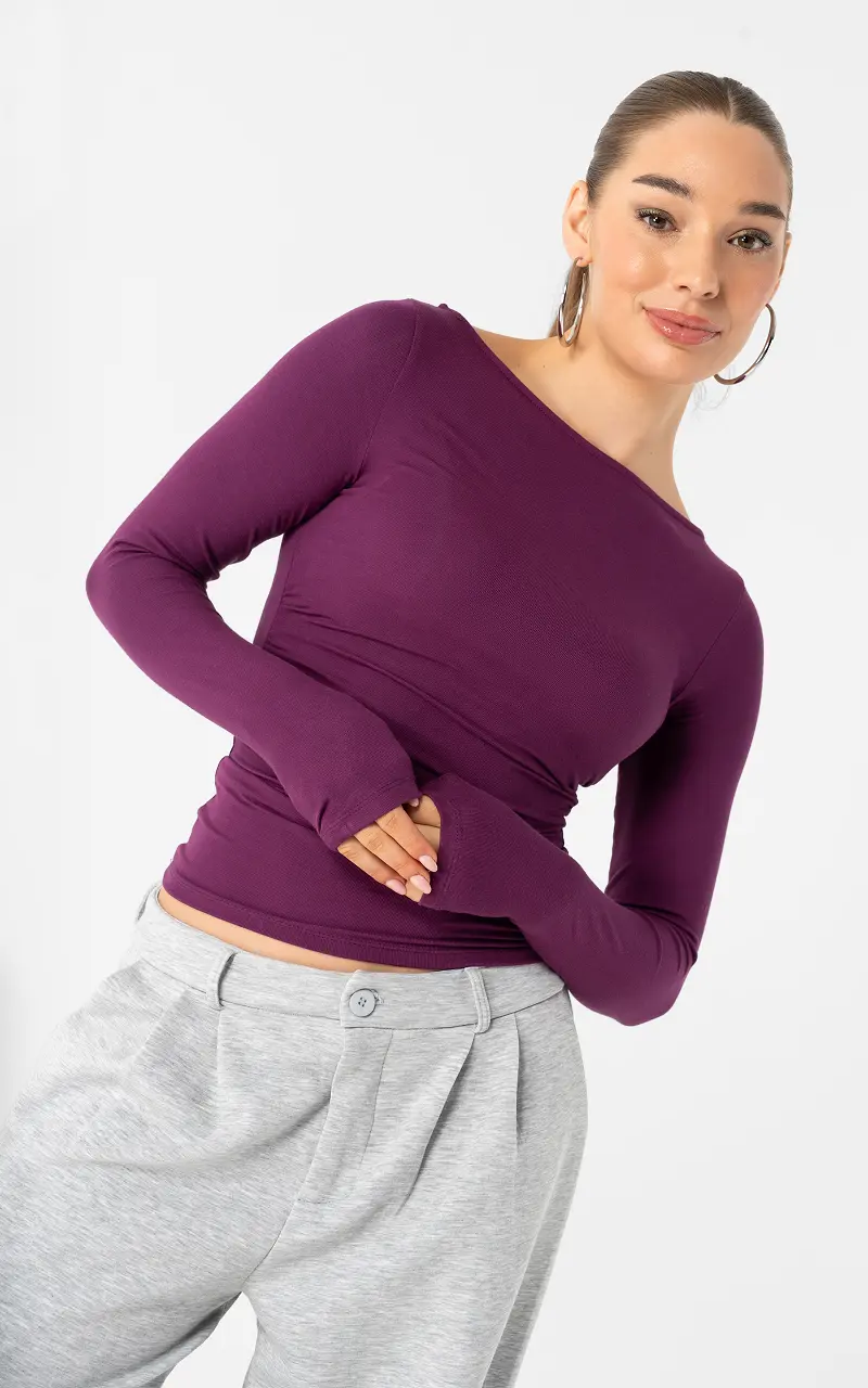 Top mit U-Boot-Ausschnitt Aubergine