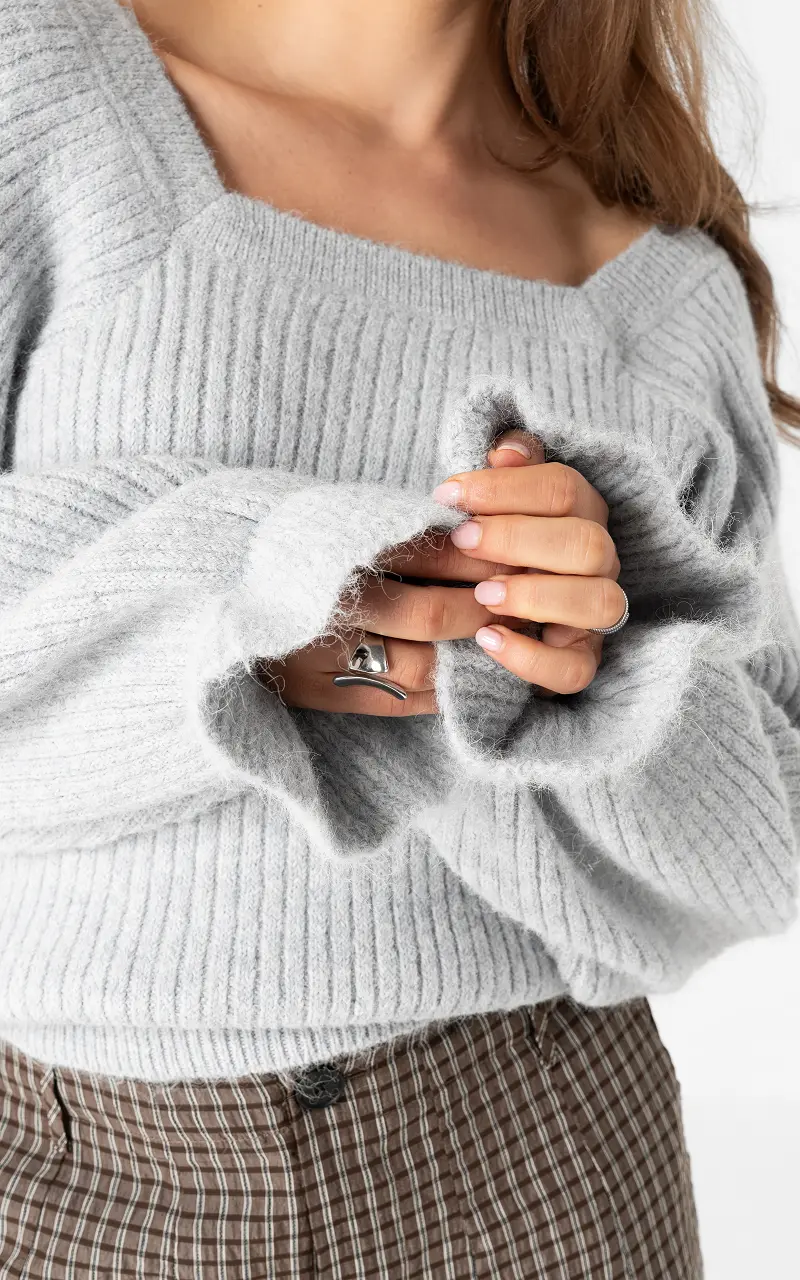 Square neck knit sweater Grey
