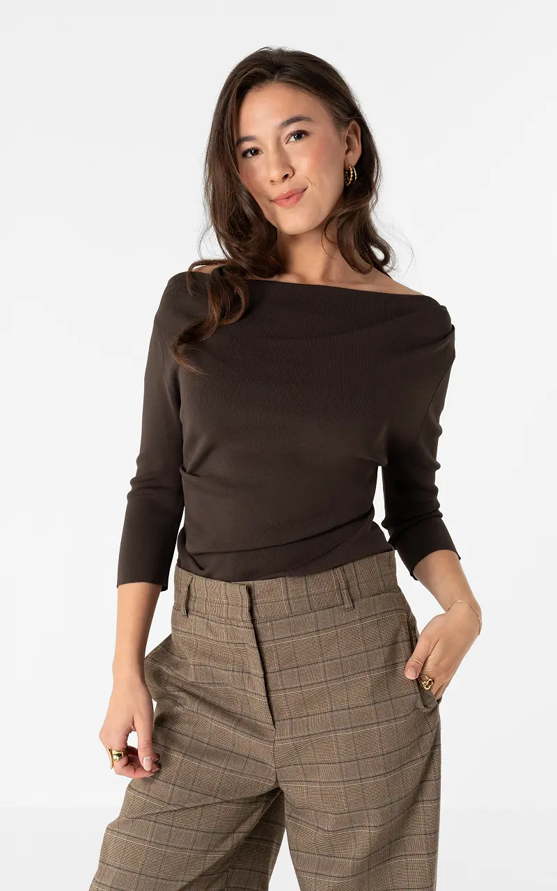 Top #110119 Marron Foncé