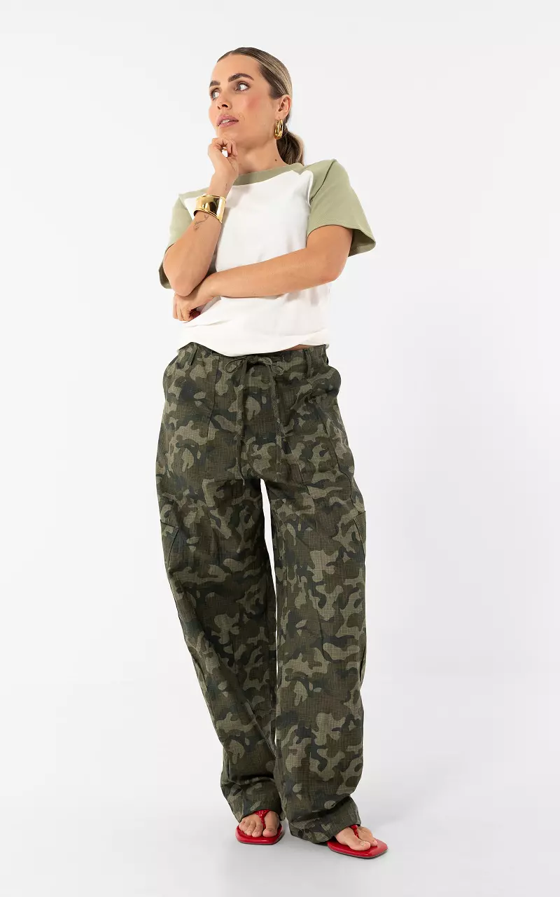 Camo trousers with elastic Camo