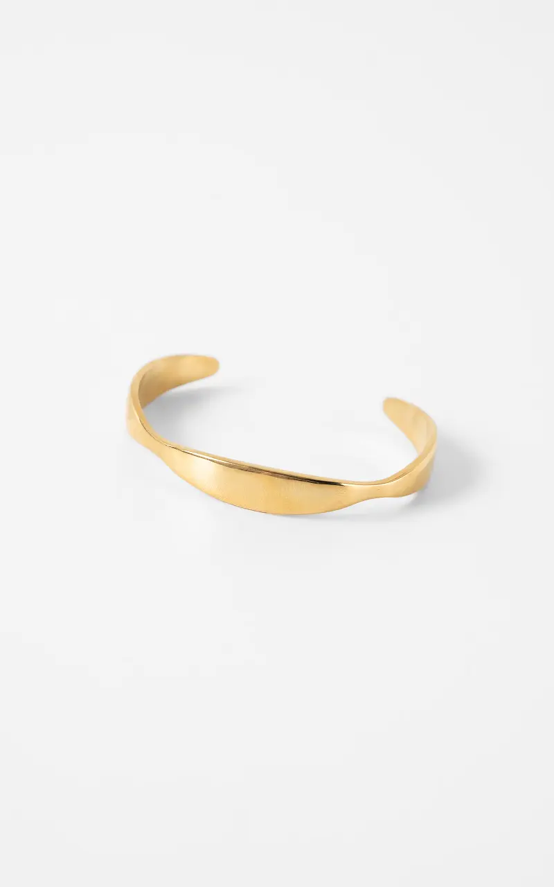 Open cuff bracelet Gold
