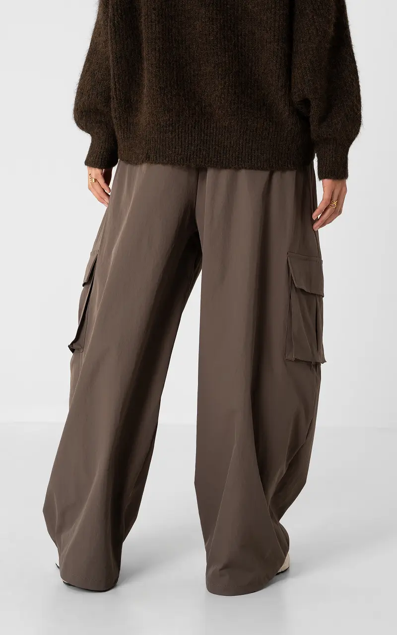 Cargo with elastic Brown