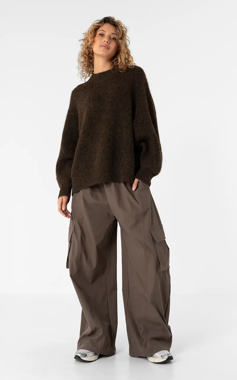 Cargo with elastic Brown