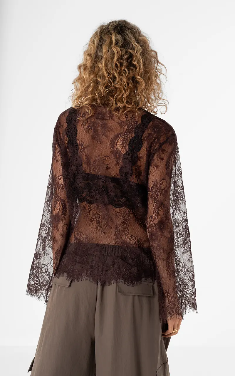 Wide lace top Bordeaux