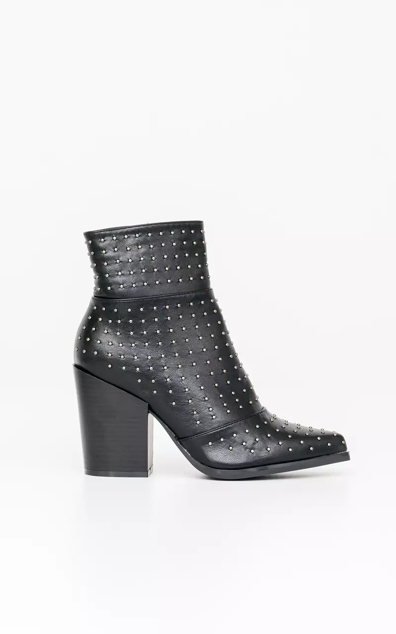 Pointed boots with studs Guts Gusto GUTSGUSTO.COM