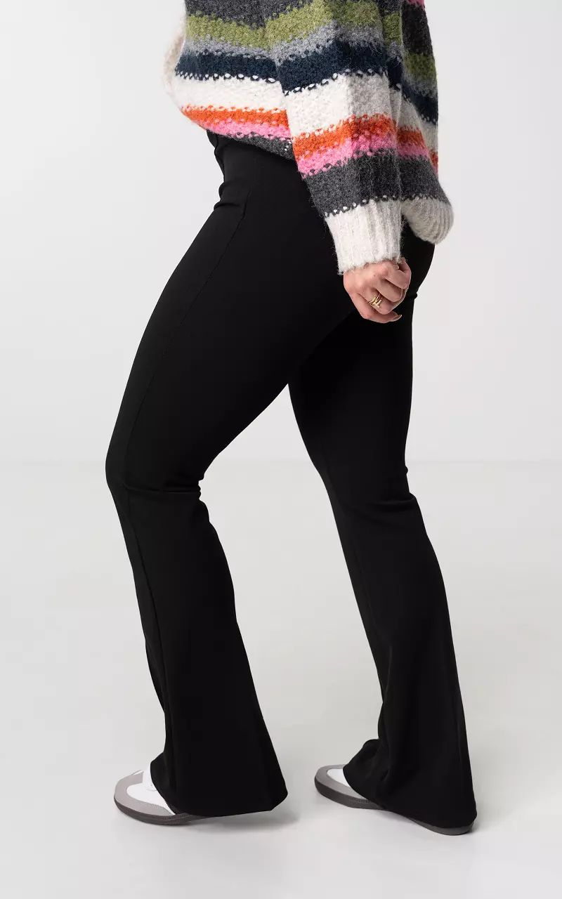 High-waist, flared trousers - Black