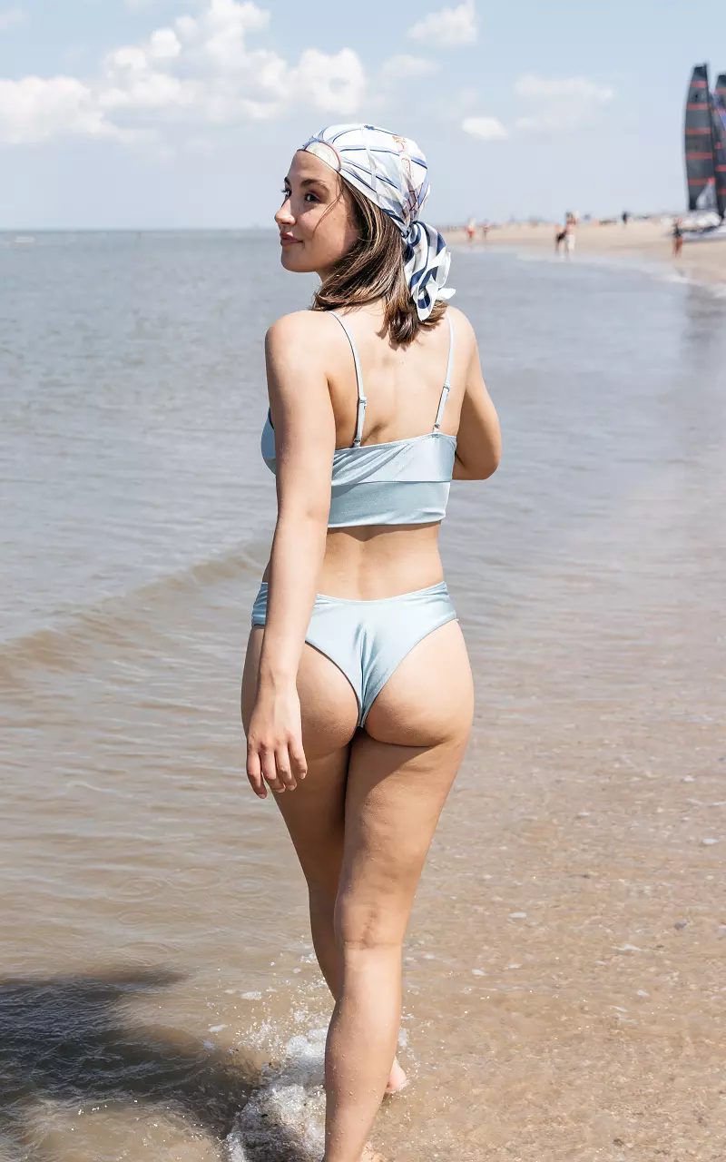 Bikini bottoms with v-shape - Light Blue