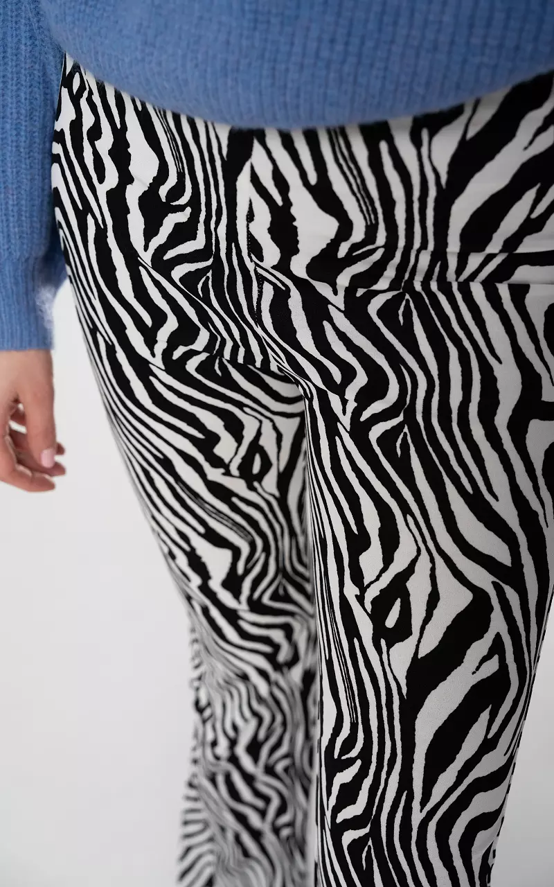 Zebra Print Flare Trousers – AUZÓN