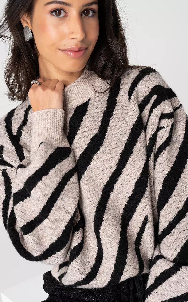 Zebra print online trui