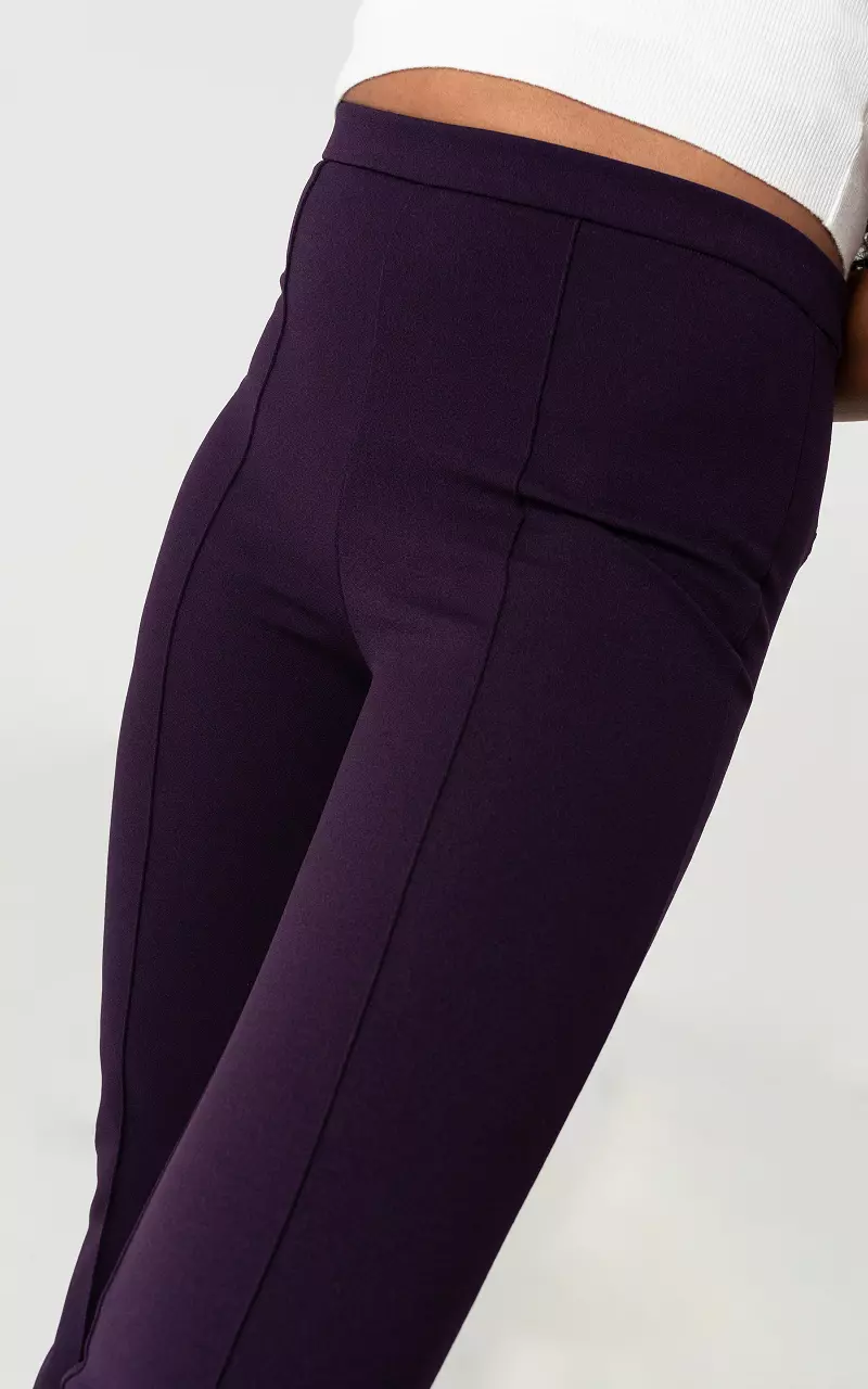 I Always Overlooked This Trend, But Fashion Girls Love It Now | Purple  pants outfit, Purple pants, Summer pants outfits