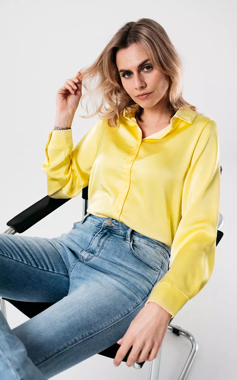 Satin-look blouse with buttons Yellow