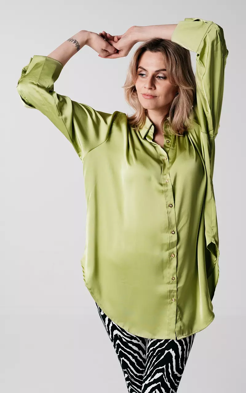 Oversized satin-look blouse Light Green