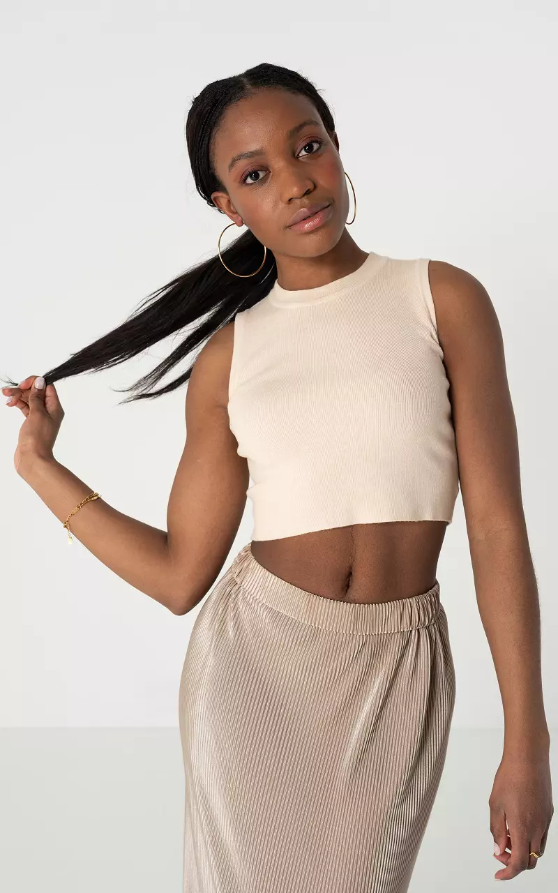 Cropped top with round neck Beige