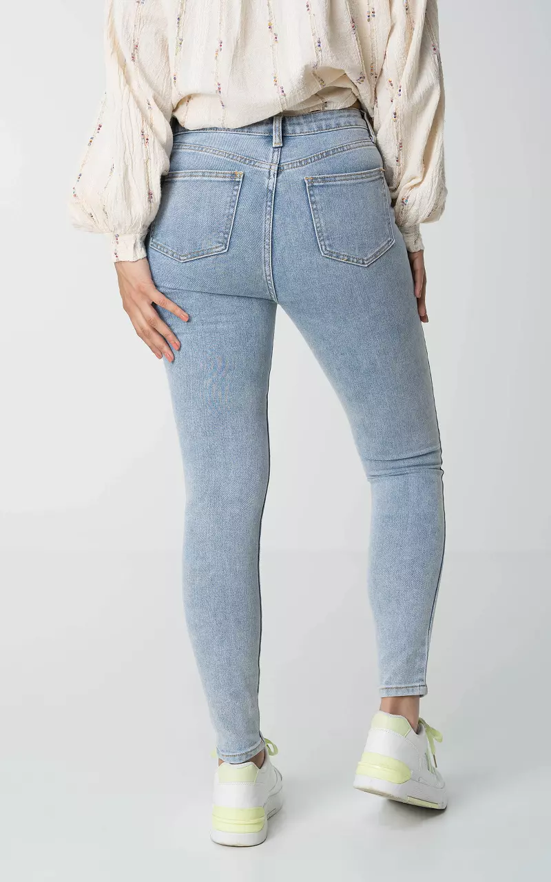 Light blue sale jamie jeans