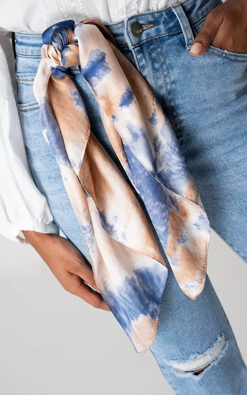 Satin-look scarf with print Light Brown Blue