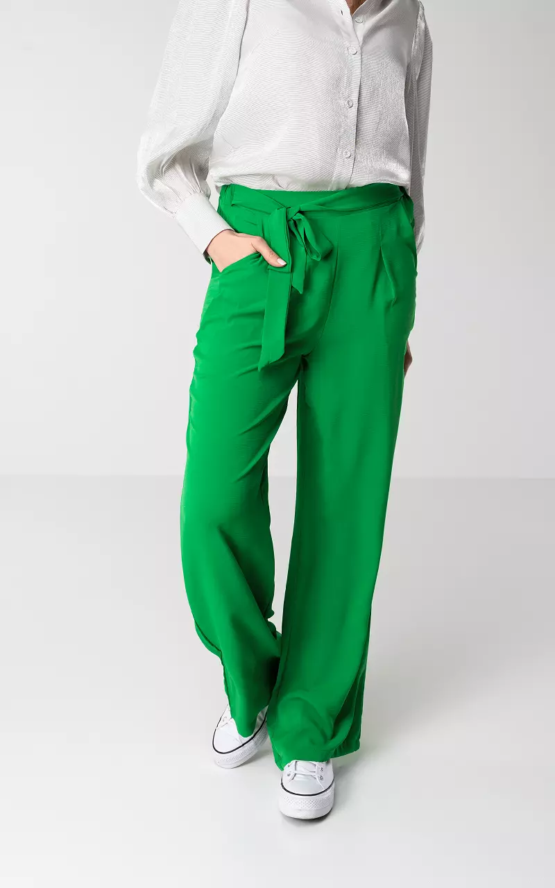 The Perfect Men Slim Fit Pants - Lawn Green – POKOKS.COM