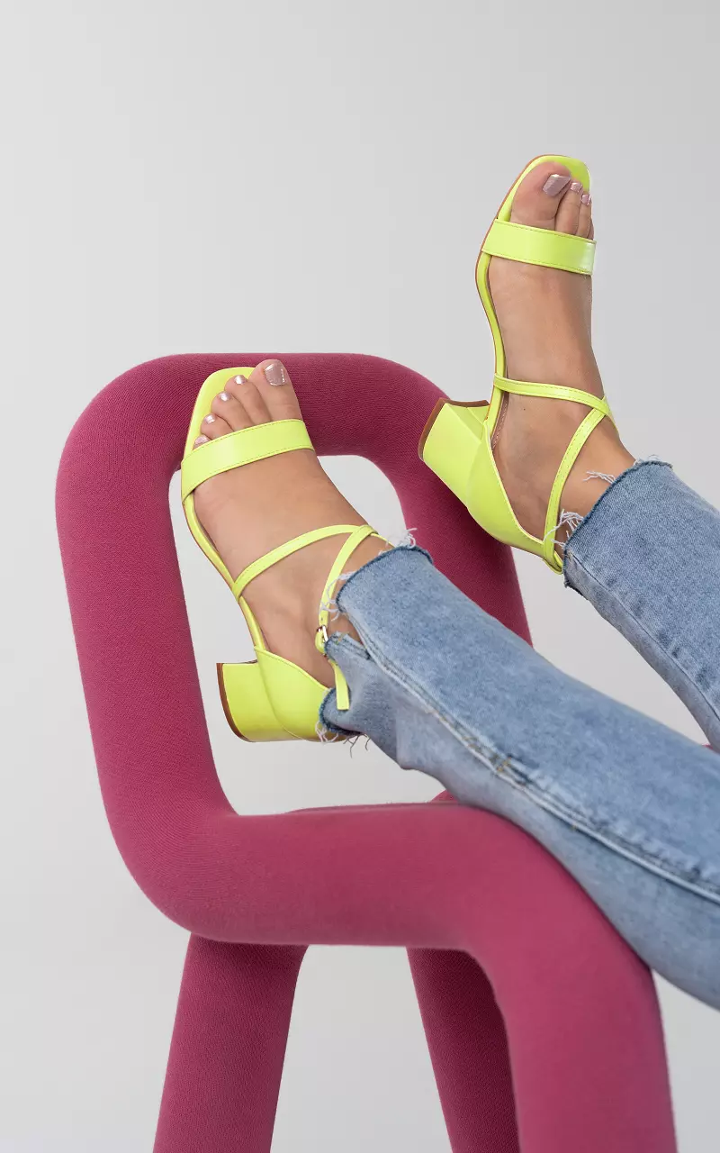 Heels with adjustable strap Neon Green