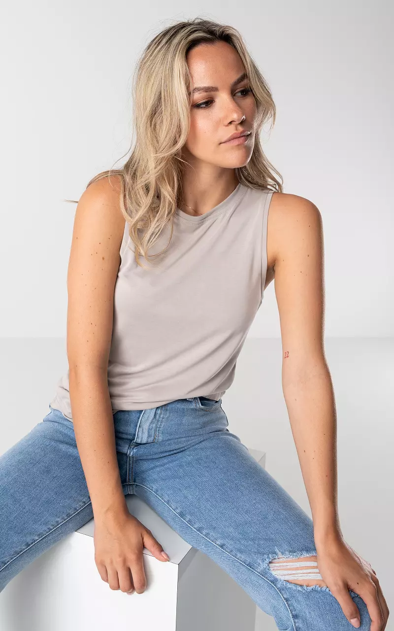 Sleeveless top with round neck Taupe