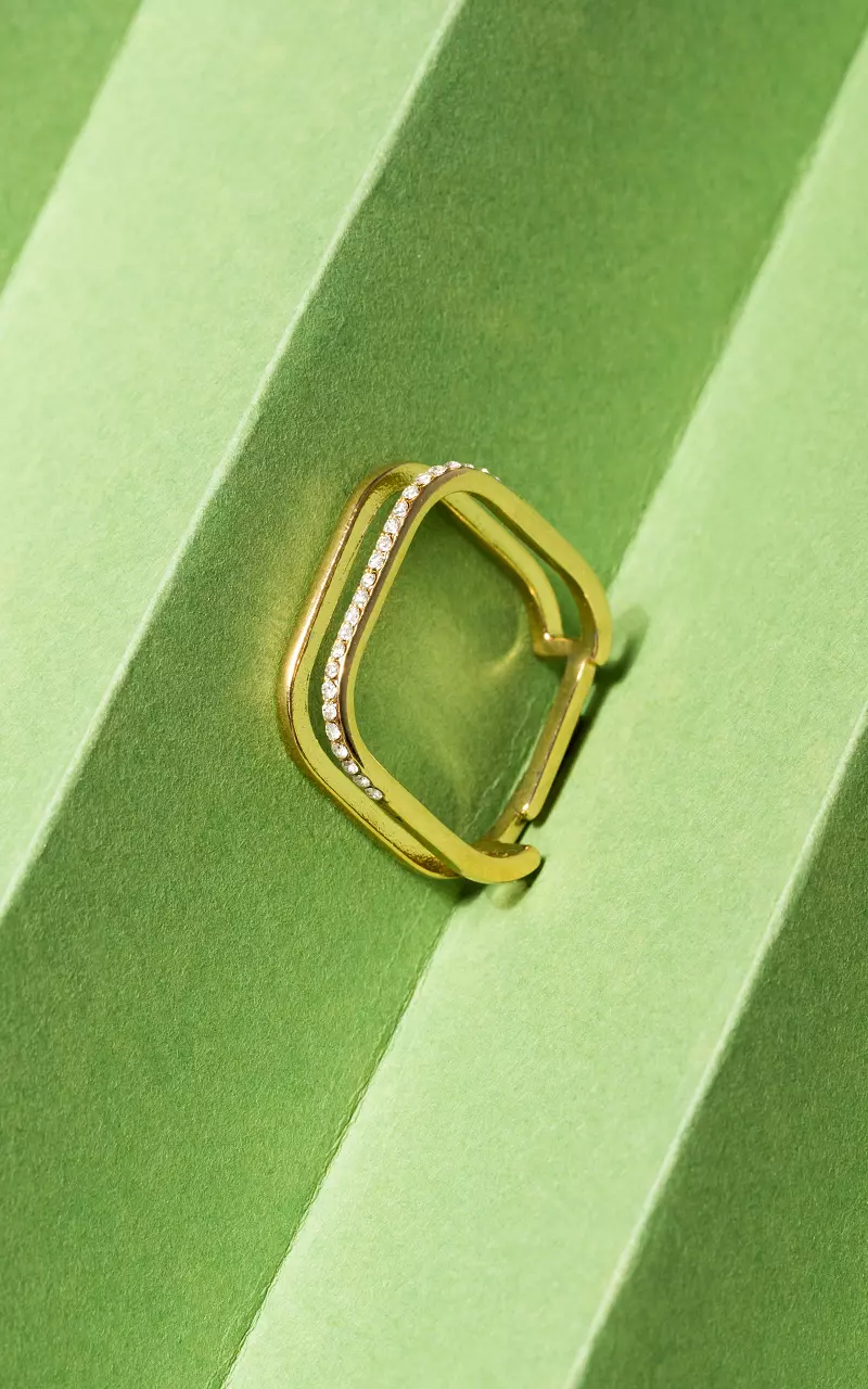 Square shaped ring with stones Gold