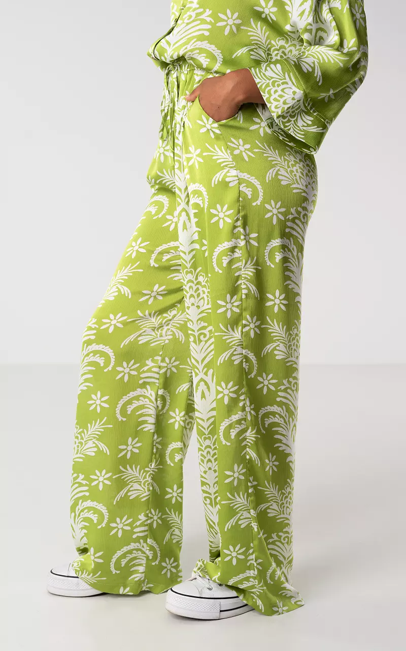 Loose-fitting pants with two side-pockets - Light Green White