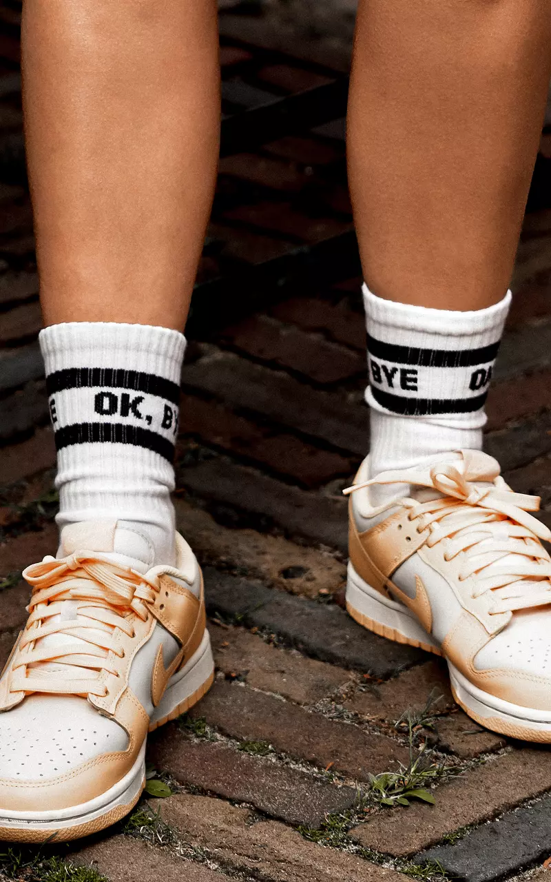 Chaussettes de sport 'ok, bye' Blanc Noir