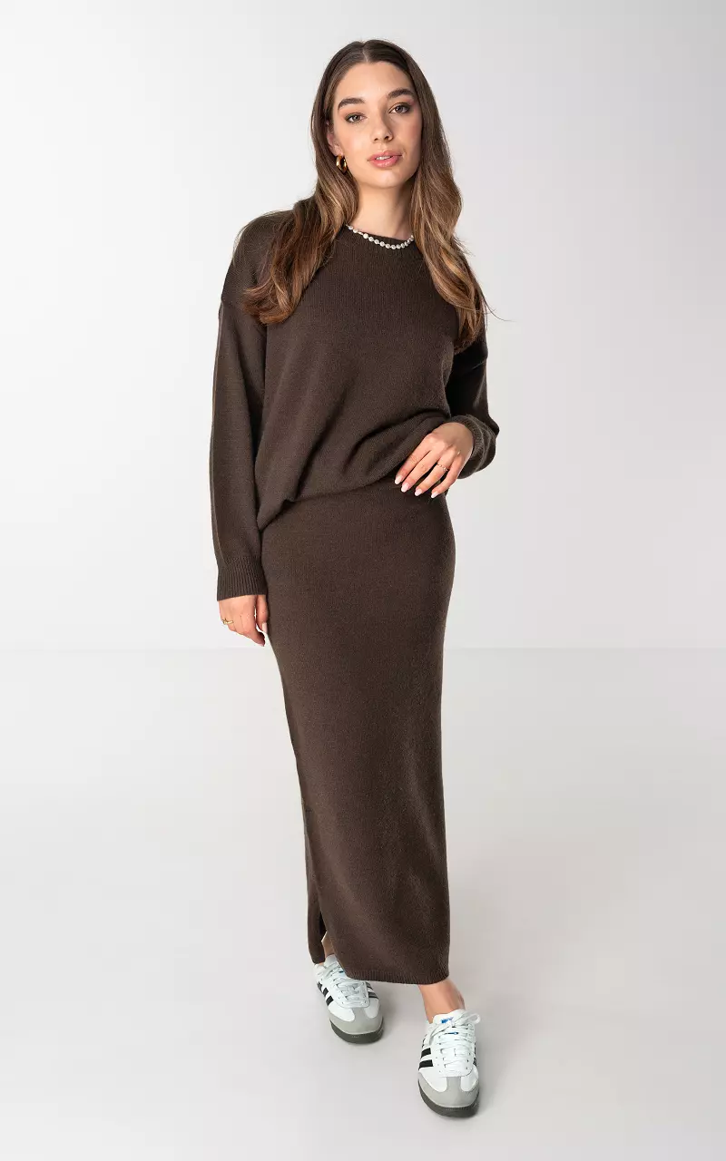 Set with sweater and skirt Dark Brown