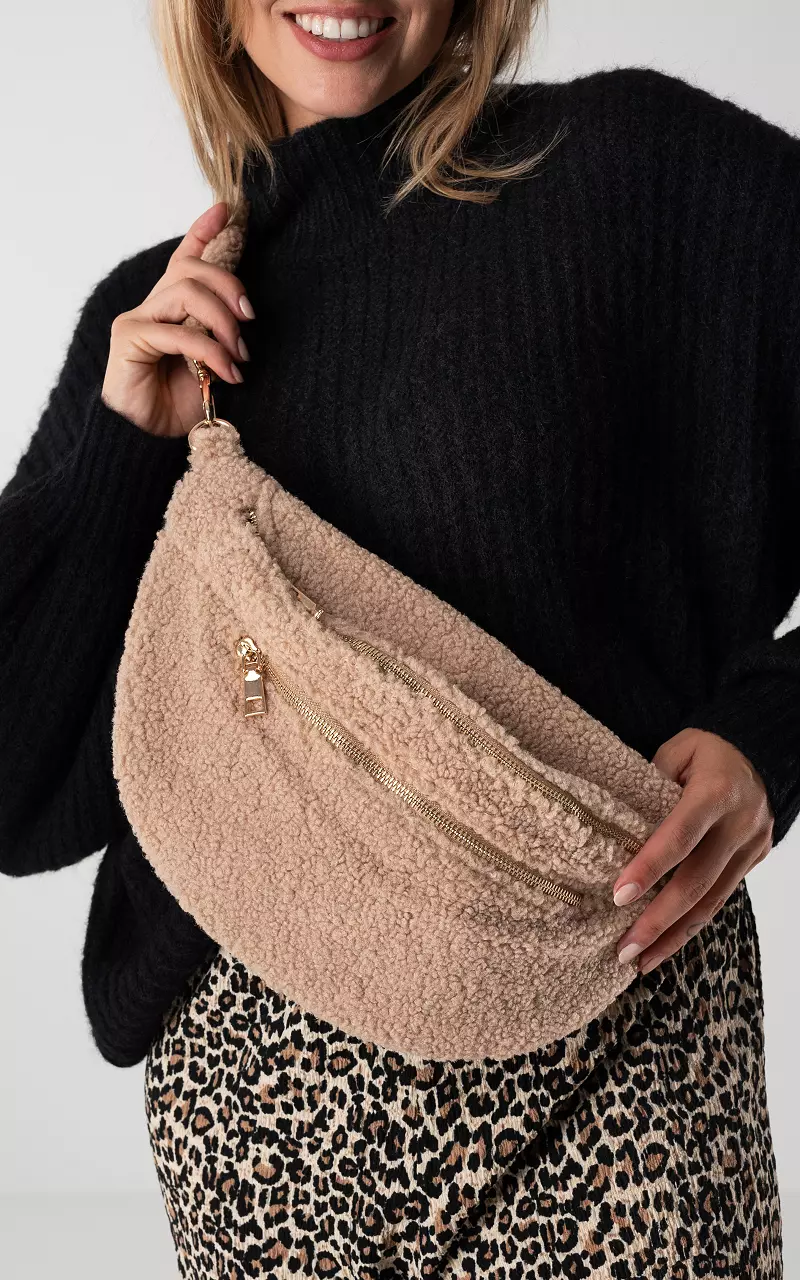 Crossbody teddy bag with gold-coloured Beige