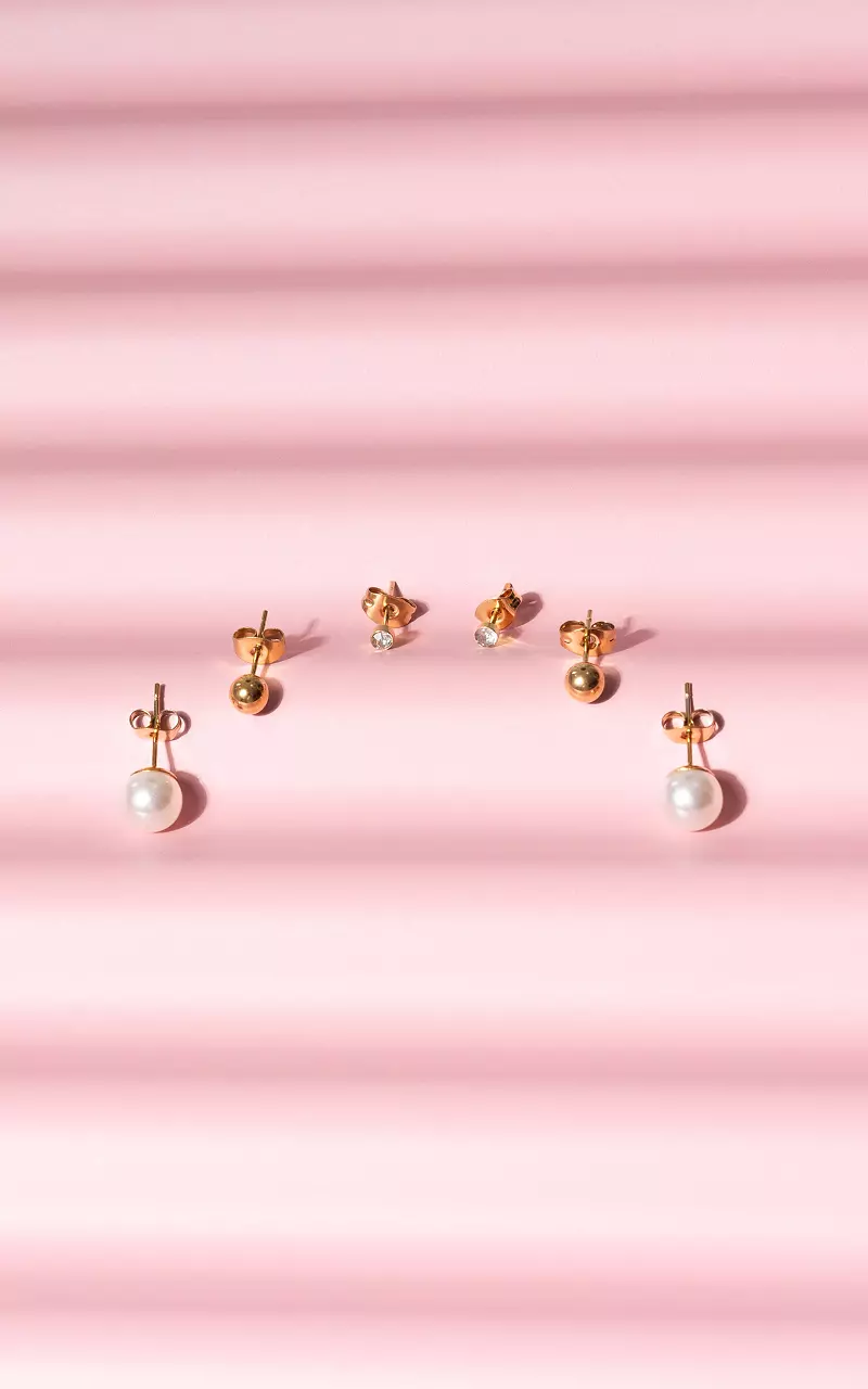 Set de trois boucles d’oreilles Or