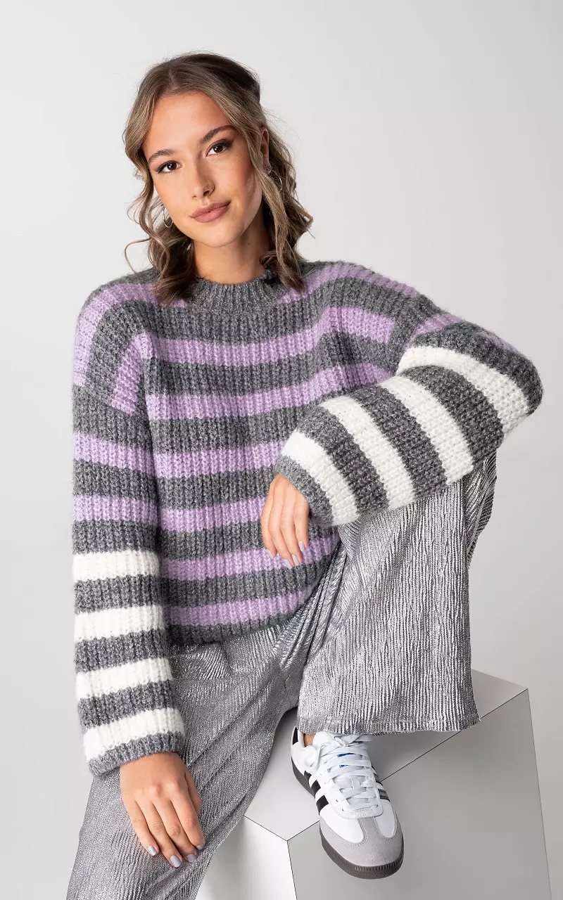 Striped sweater with round neck Grey Lilac
