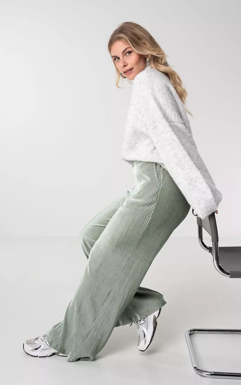 Velvet trousers with ribbed detail - Mint | Guts & Gusto