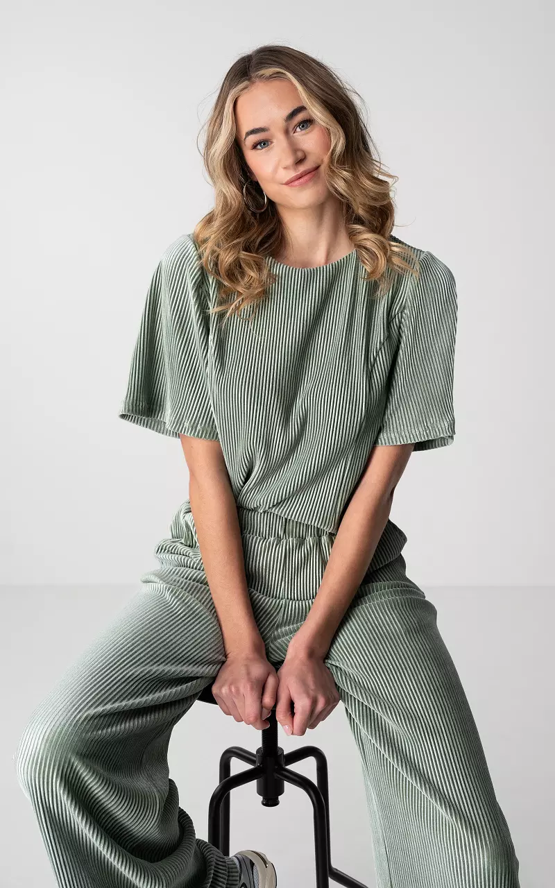 Velvet top with ribbed detail Mint