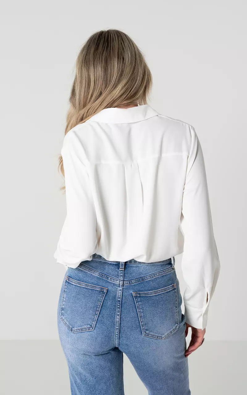 Basic blouse with crocheted chest pocket White