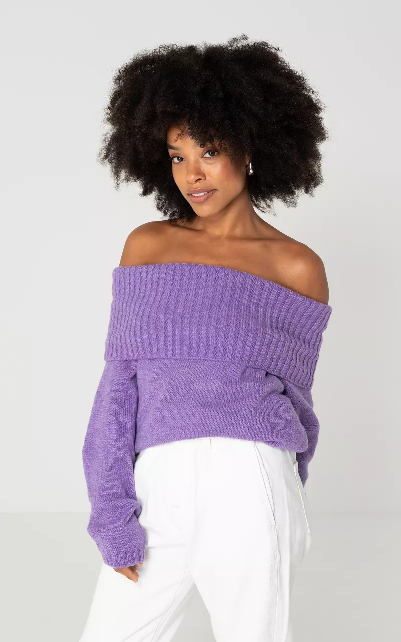 Off-shoulder sweater Purple