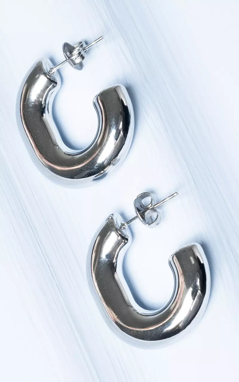 Oval hoop earrings made of stainless steel Silver