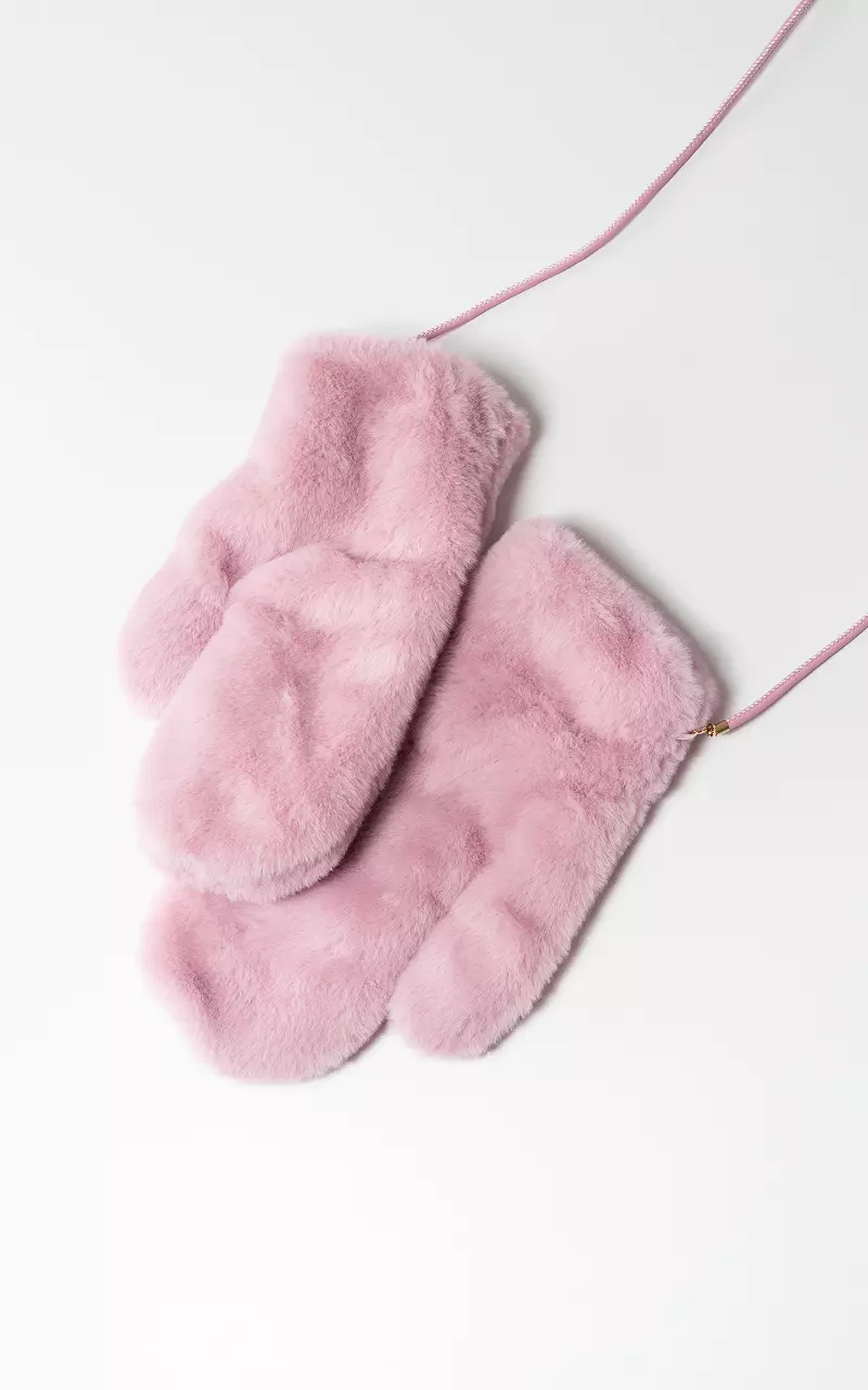 Faux fur mittens with cord Pink