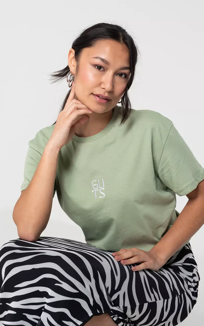 Cotton shirt with text Green White