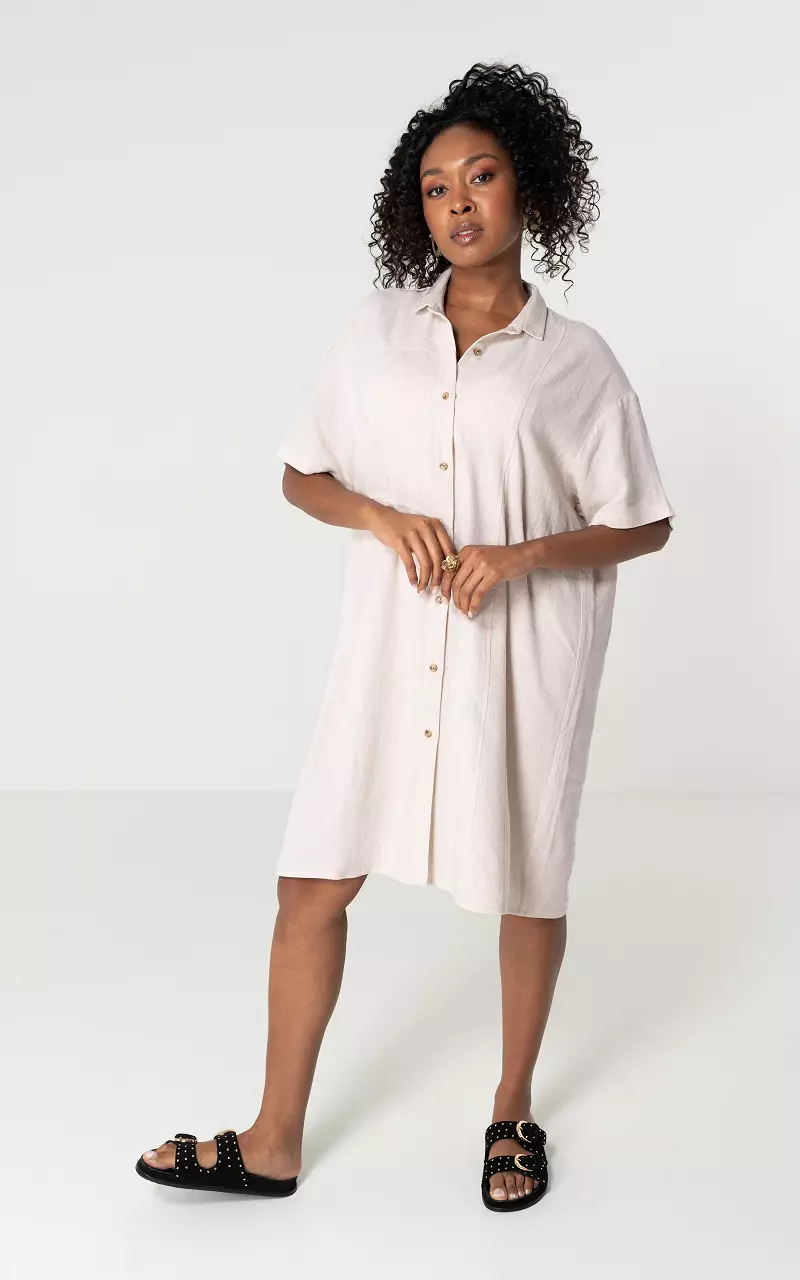 Linen dress with buttons Cream