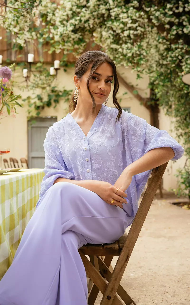 Blouse with mother-of-pearl buttons Lilac