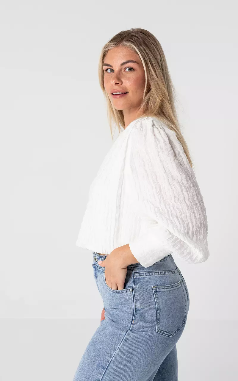 Top with round neck and puff sleeves White