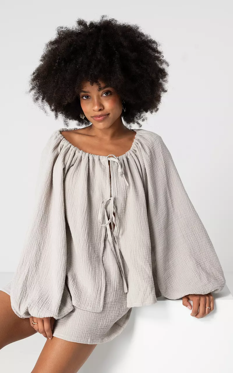 Top met strikdetail en wijde mouwen Beige