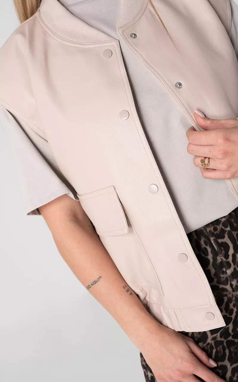 Leatherlook gilet with pockets Beige