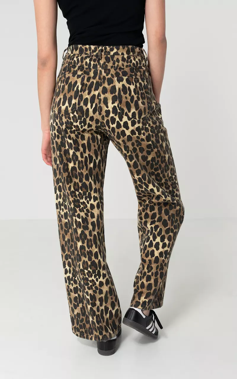 Wide leg jeans with leopard print - Leopard | Guts & Gusto Wide leg jeans with leopard print - Leopard | Guts & Gusto