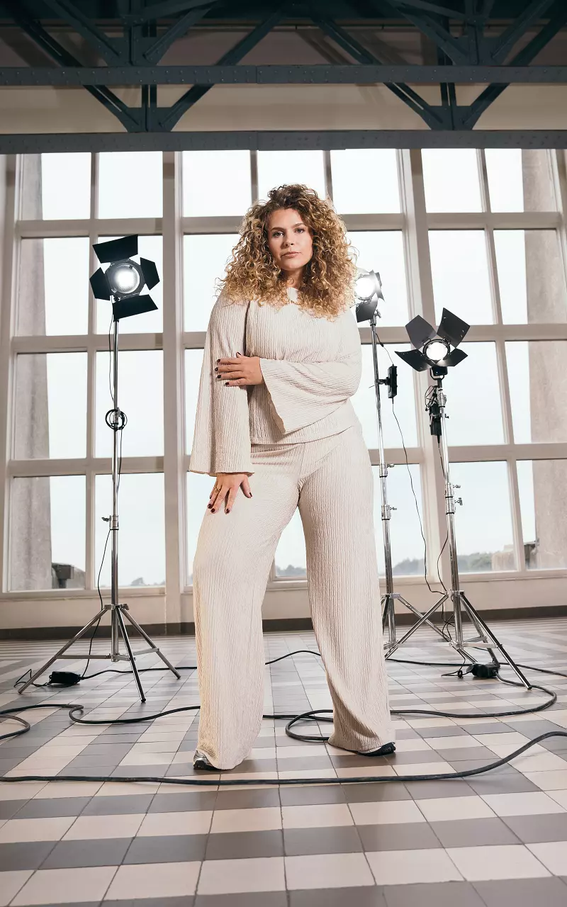 Loose-fitting pants Beige