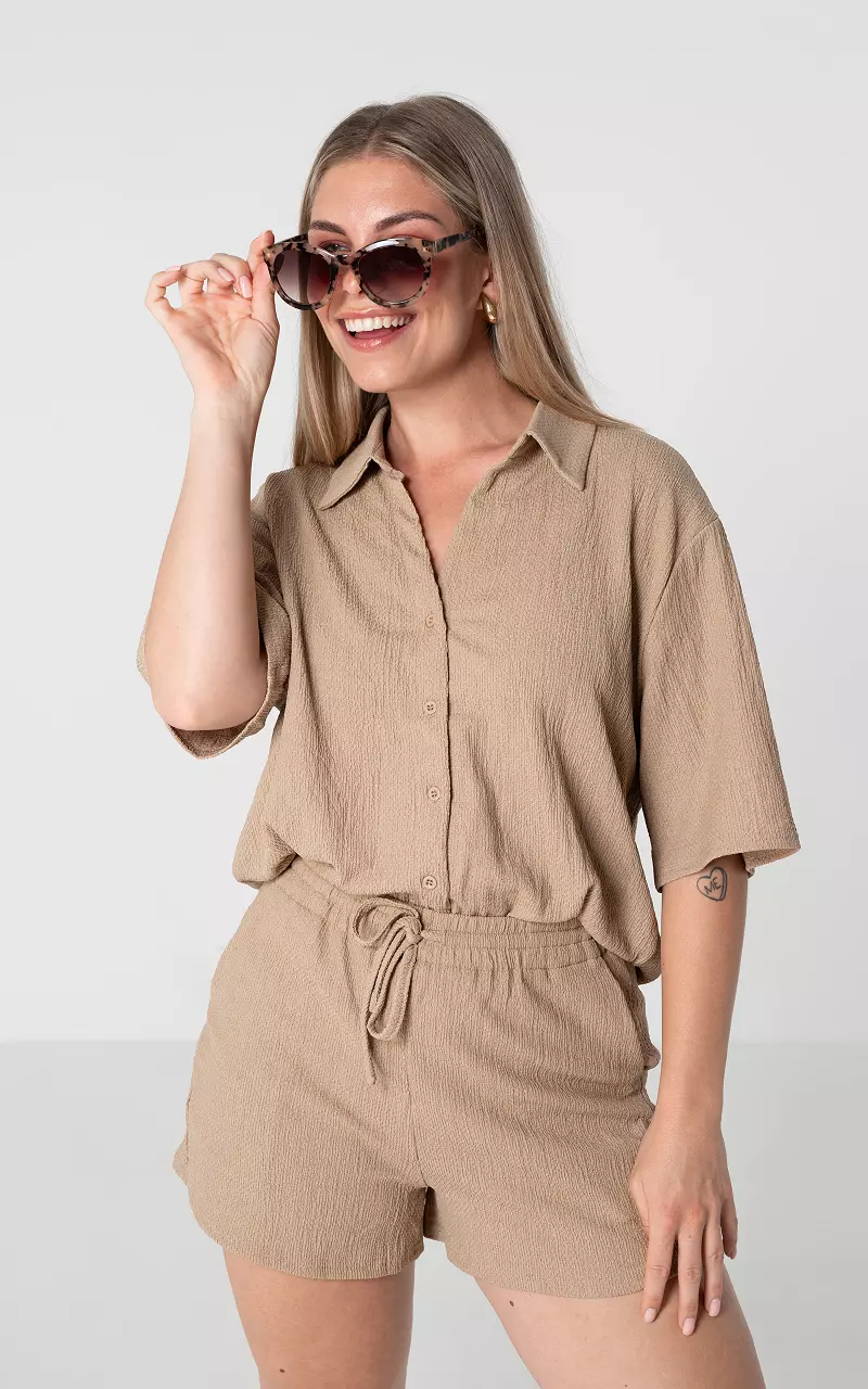 Loose-fitting blouse with buttons Light Brown